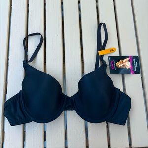 Brand new NWT Maidenform black tee shirt bra for sale w adjustable straps